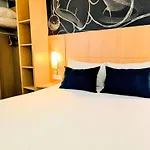 Ibis Centre Bastille 3*