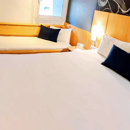 Hotel Ibis Centre Bastille 3*