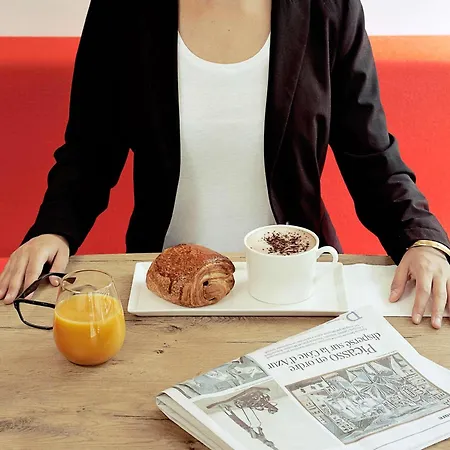 Hotel Ibis Centre Bastille 3*