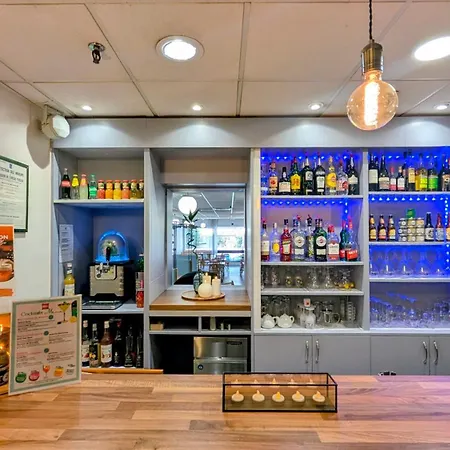 格勒诺布尔中心巴士底宜必思酒店