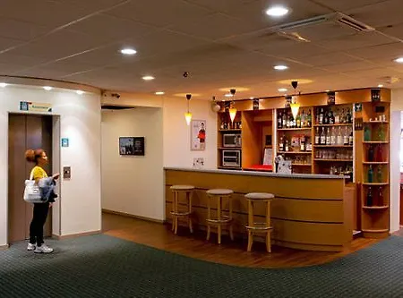 Hotel Ibis Centre Bastille 3*