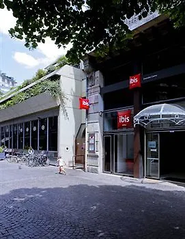 Ibis Centre Bastille 3*