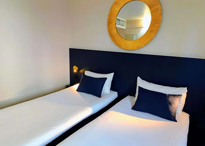 Ibis Centre Bastille Hotel 3*