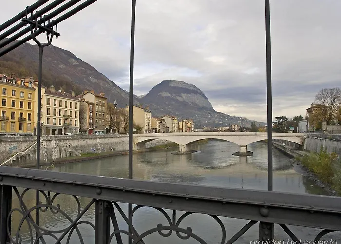 Ibis Centre Bastille Hotel 3*