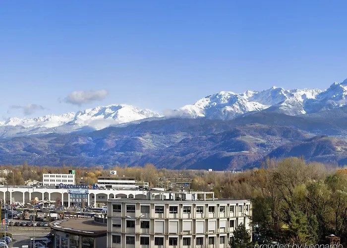 Ibis Centre Bastille Hotel 3*