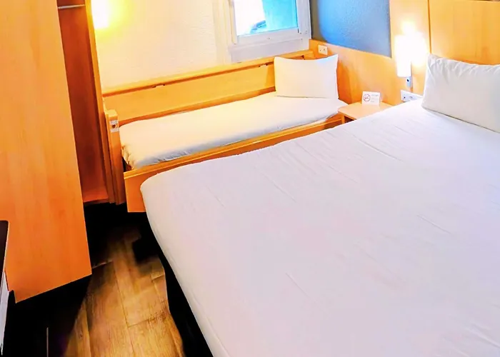 Hotel Ibis Centre Bastille 3*